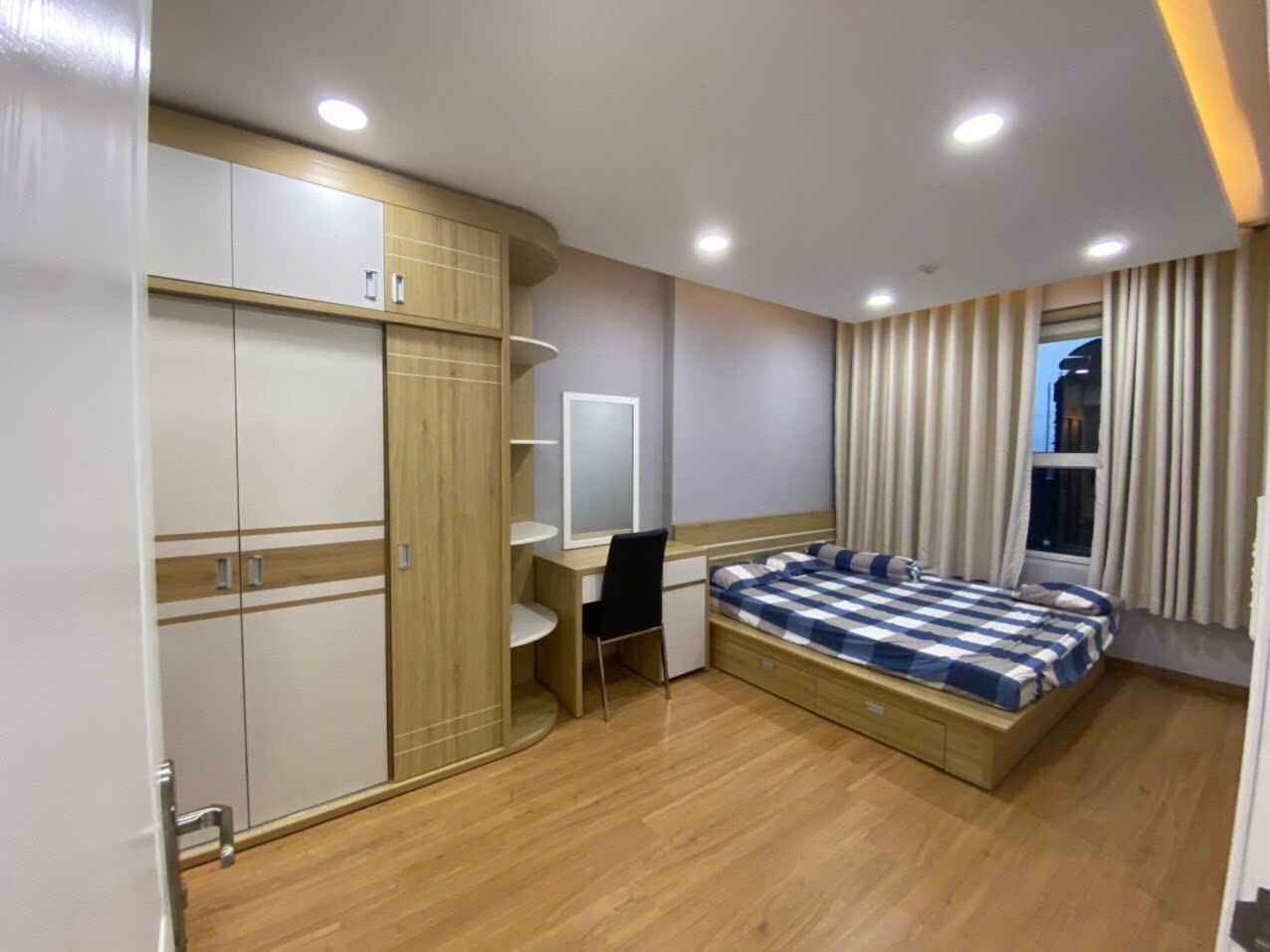 z6192845306066_8e9c1dd0ee62f7c062e730ea257b2893