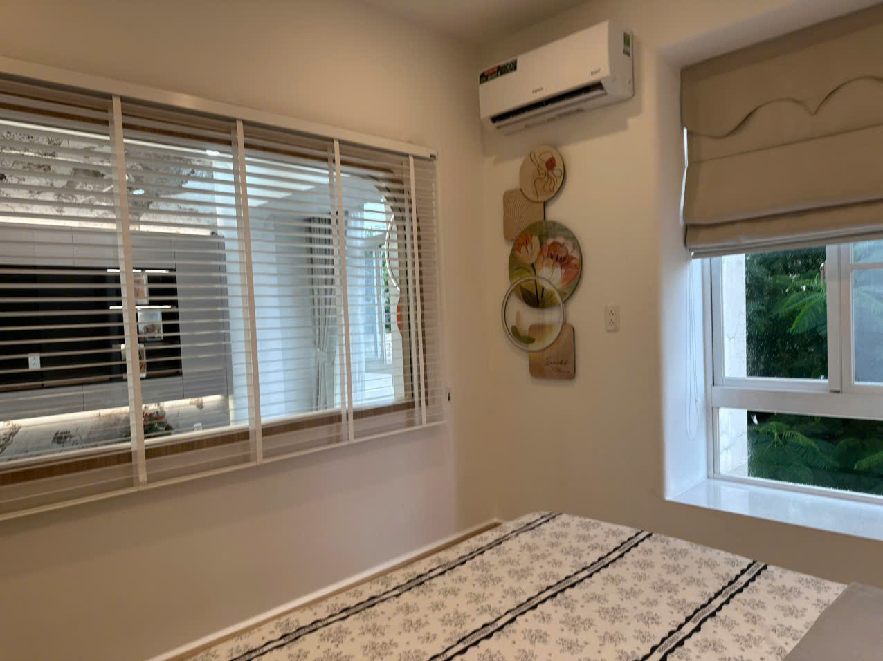 z7208414925170_27bff65c3c8869fc5e85c9e4e7116ae3